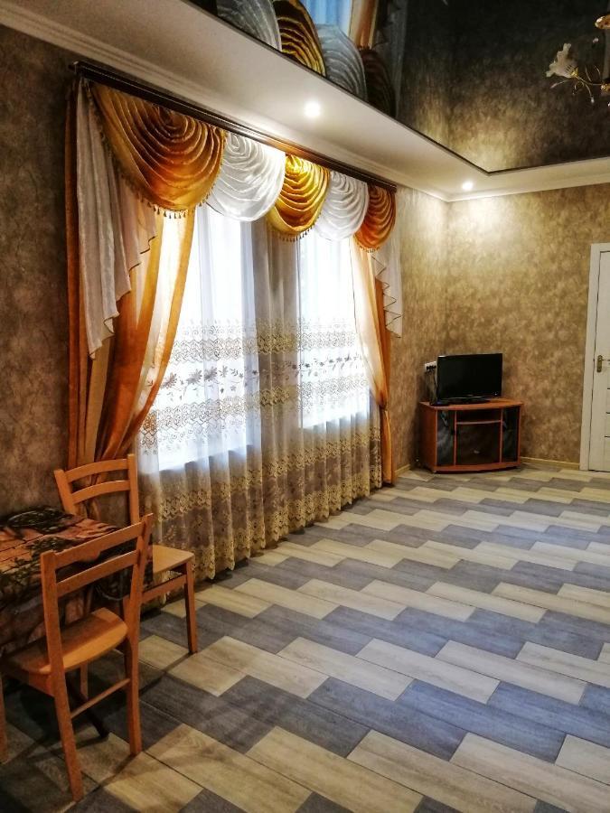 Appartement Посуточная Аренда В Центре Кропивницкого à Kropyvnytsky Extérieur photo