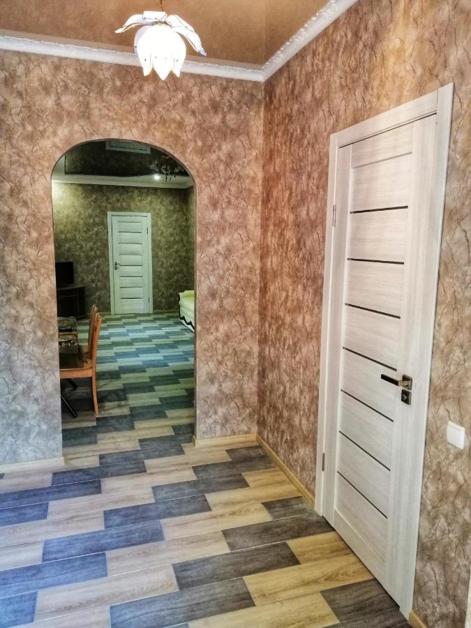 Appartement Посуточная Аренда В Центре Кропивницкого à Kropyvnytsky Extérieur photo